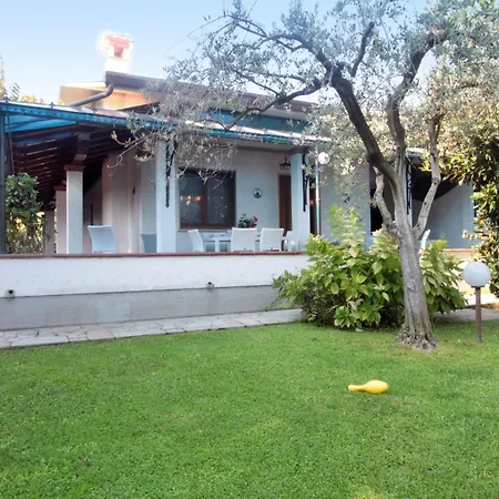 Lavinia By Interhome וילה פורטה דיי מארמי